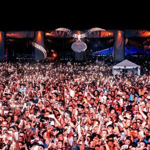 Meet your Posher, Happy